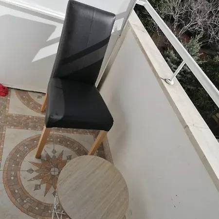 Apartment Ema *